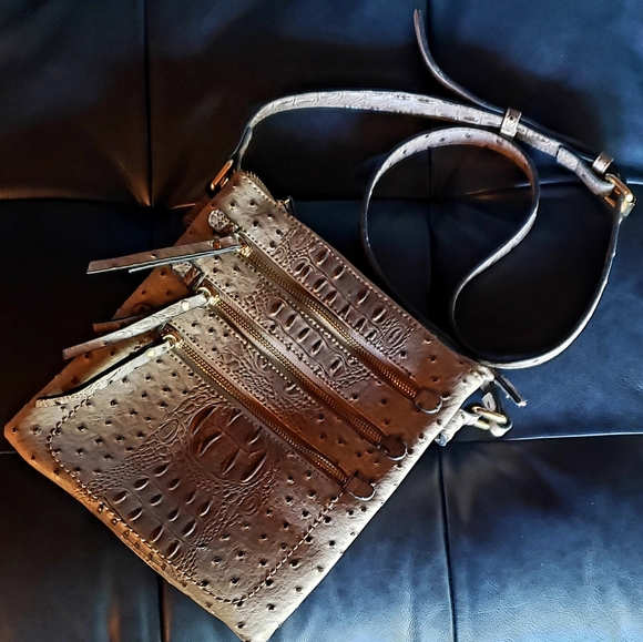 None Handbags - Purse Faux Embossed Leather Neutral Taupe Shoulder Cross-Body Bag Zip